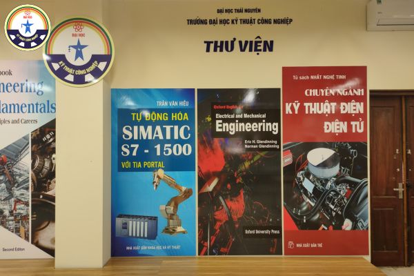 quan tri nhan su hoc nganh gi