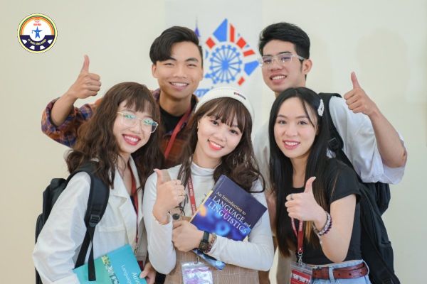 dao tao tu xa ngon ngu anh