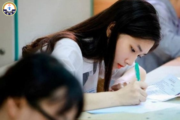 co nen hoc ngon ngu anh