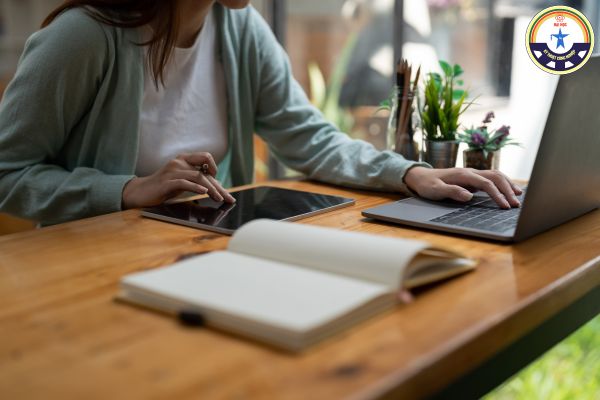 Đại học từ xa cho người đi làm