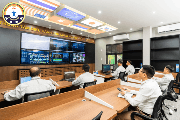Ngành Quản lý Công nghiệp có bị AI thay thế không